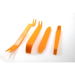 ŚCIĄGACZE DO DEMONTAŻU TAPICERKI NYLON 4X 150MM PROFI