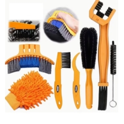                             KIT DI PULIZIA PER BICICLETTA
                          