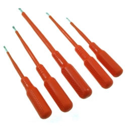 WKRĘTAKI ŚRUBOKRĘTY PŁASKIE I KRZYŻAKI IZOLOWANE 5X INSULATED