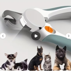                             DOG & CAT NAIL CLIPPERS
                          
