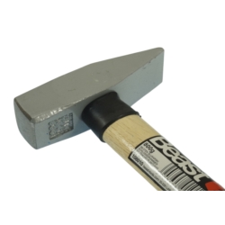 MŁOTEK ŚLUSARSKI Z DREWNIANYM TRZONKIEM D/F 800G