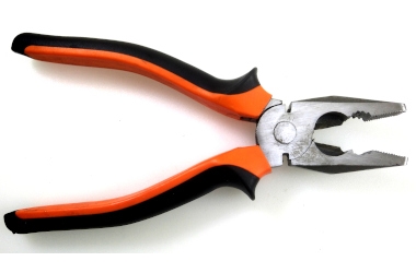 COMBINATION PLIER 200MM POLISHED